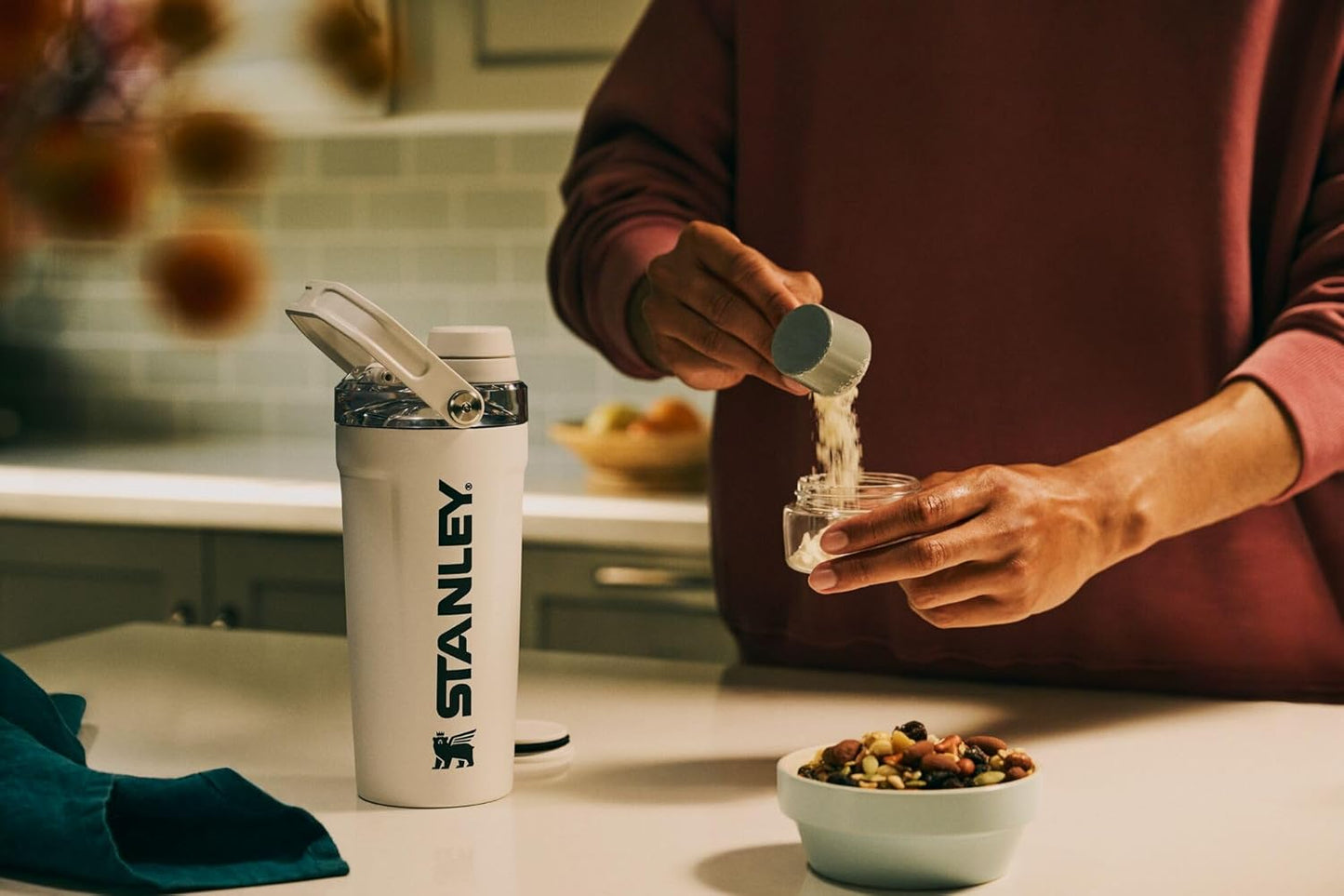 Vitalize Shaker Bottle | STANLEY x ITAM